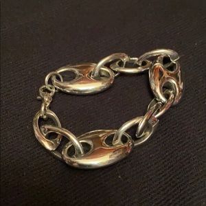 SILVER BRACELET. LOBSTER CLASP. 7 1/2 inches LONG